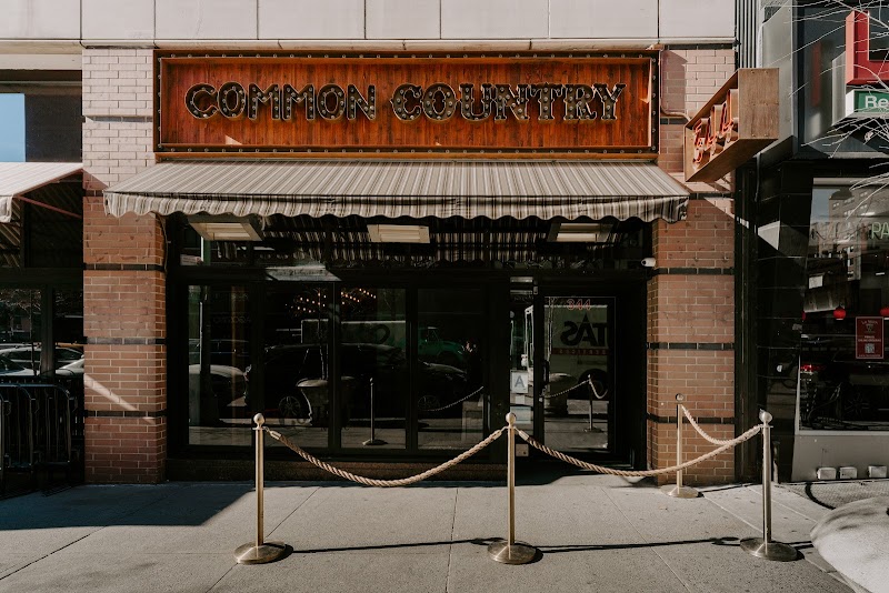 Common Country Bar