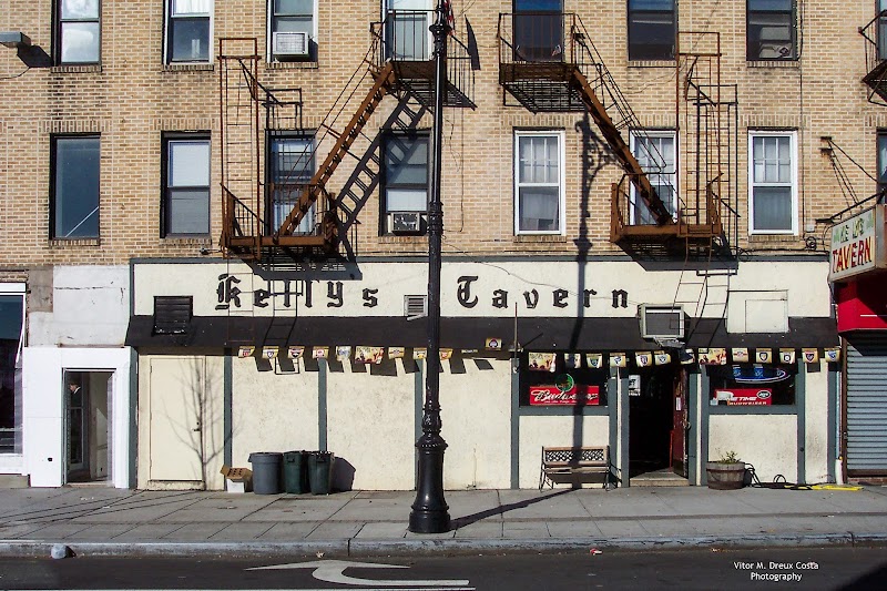 Kelly's Tavern