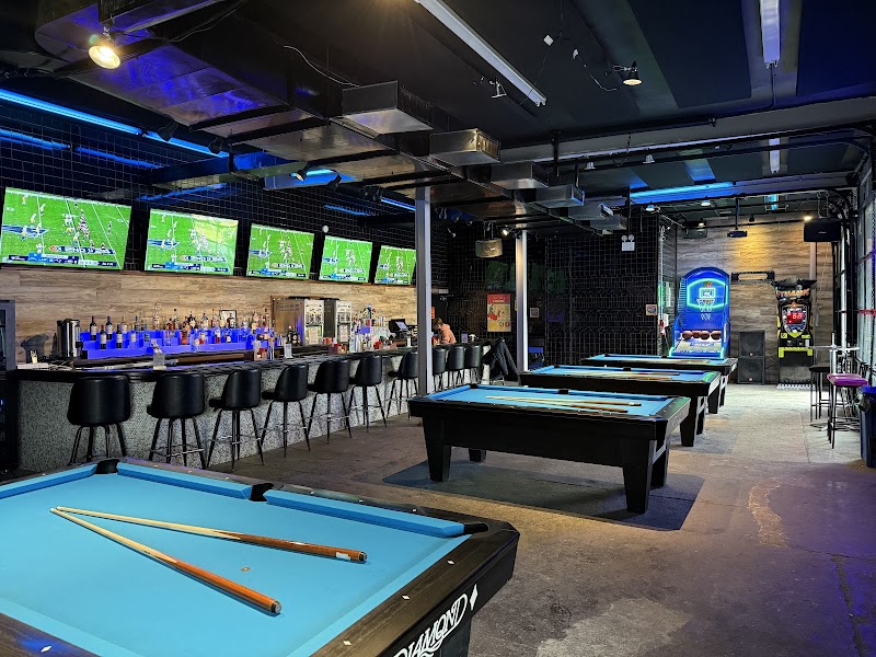 Backyard Bar & Billiards
