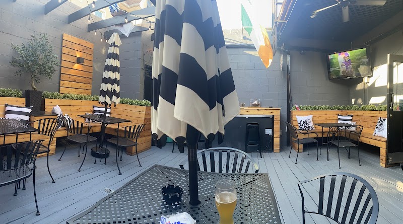 The Harp Bar