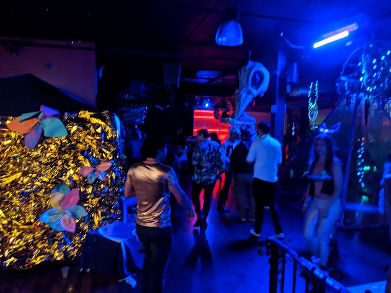 Studio 299