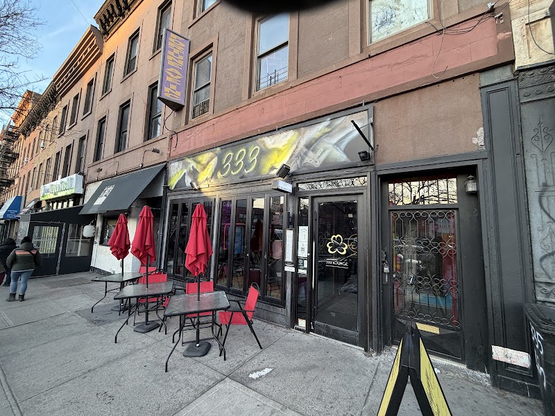 333 Lounge & Restaurant