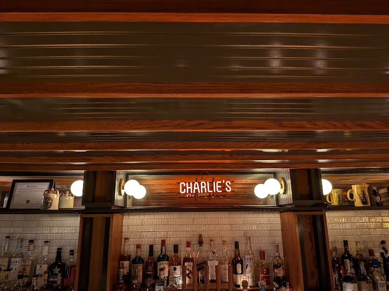 Charlie's Pub