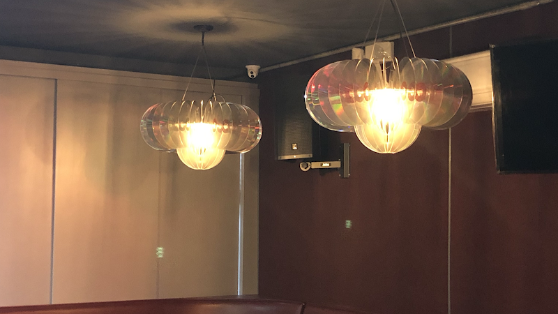 Winnie's Bar
