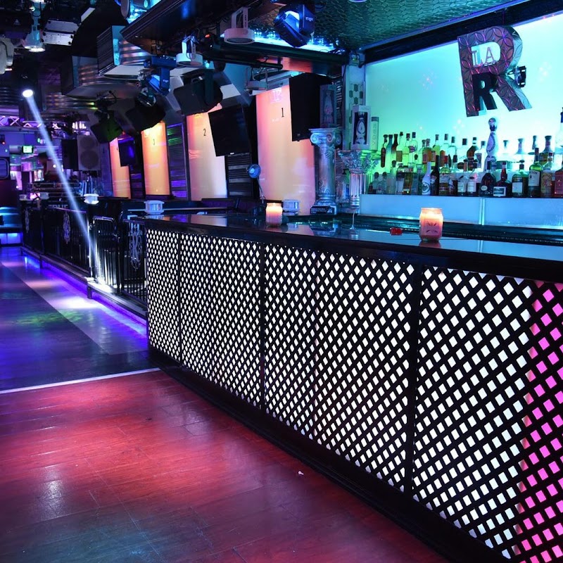 LA REPUBLIKA BAR LOUNGE AND REST.